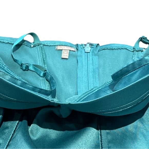 Y2K CHARLOTTE RUSSE women's teal bustier corset top with flare design, medium. - Picture 4 of 4